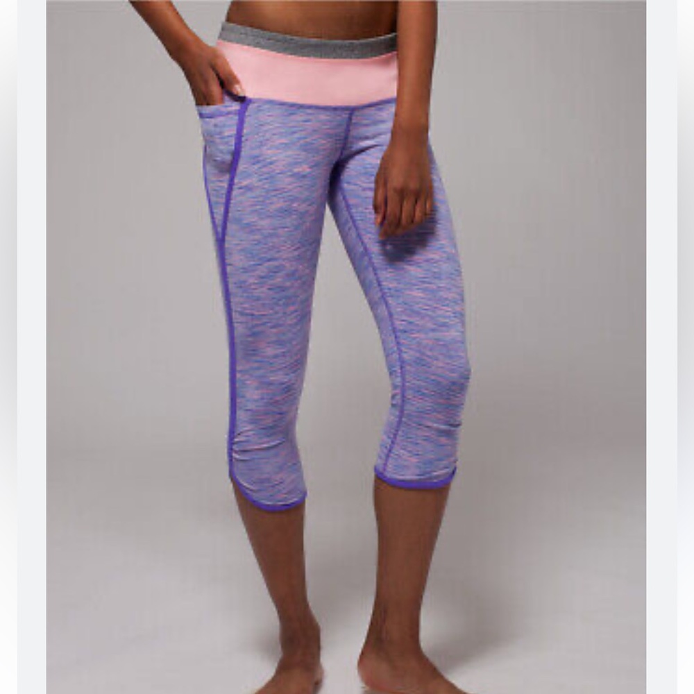 IVIVVA by LULULEMON girls size 10 purple capris leggings